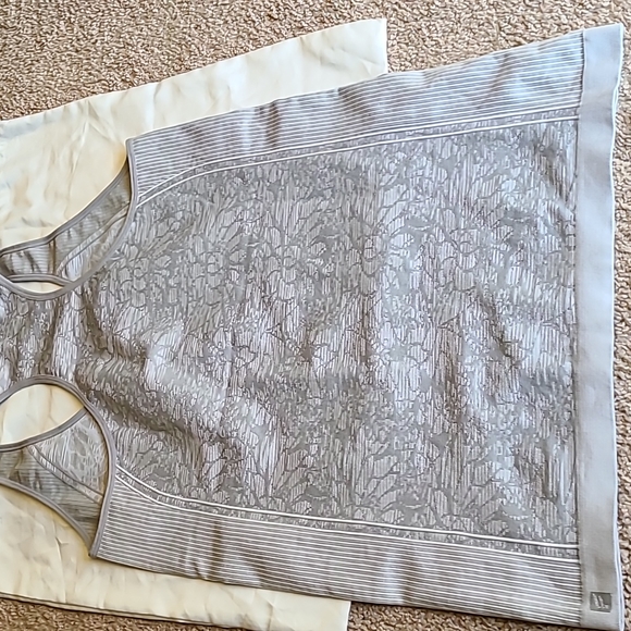 Fabletics Top - Picture 4 of 5